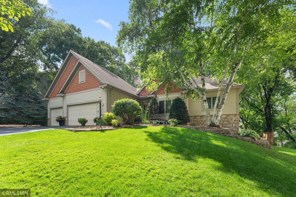 7442 Hidden Valley Lane S, Cottage Grove, MN 55016 — photo 2