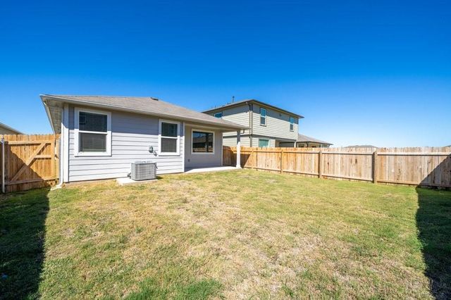 225 New Hampton WAY, San Marcos, TX 78666