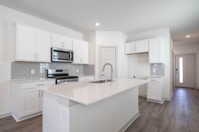 225 New Hampton WAY, San Marcos, TX 78666