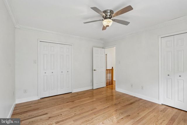 100 SANDHURST DR, Mount Laurel, NJ 08054