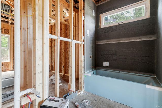 16390 Greystone Drive, Granger, IN 46530