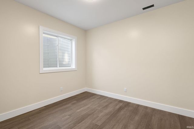 16390 Greystone Drive, Granger, IN 46530