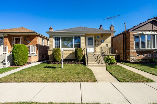 4841 S Lawler Avenue, Chicago, IL 60638