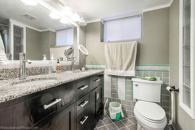 4841 S Lawler Avenue, Chicago, IL 60638