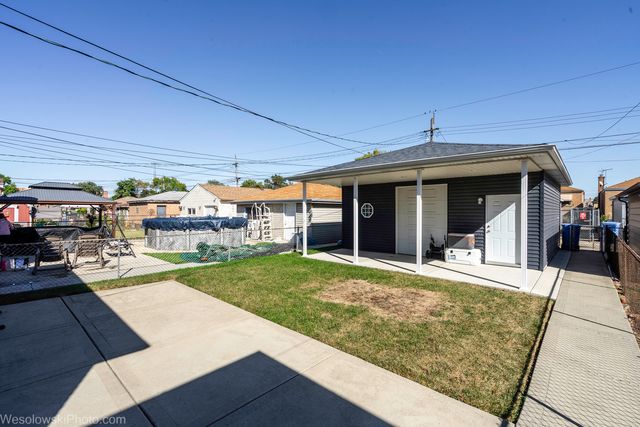 4841 S Lawler Avenue, Chicago, IL 60638