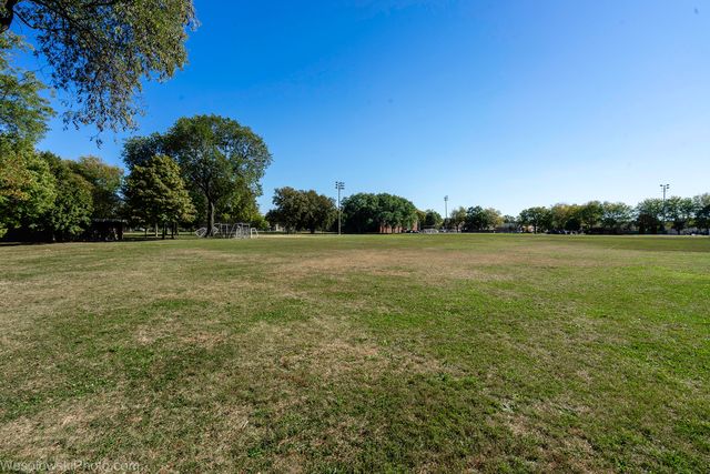 4841 S Lawler Avenue, Chicago, IL 60638