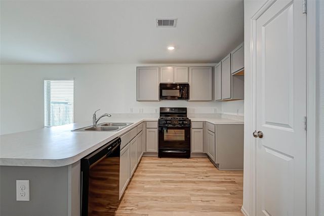 3426 Golden Amber Court, Richmond, TX 77406