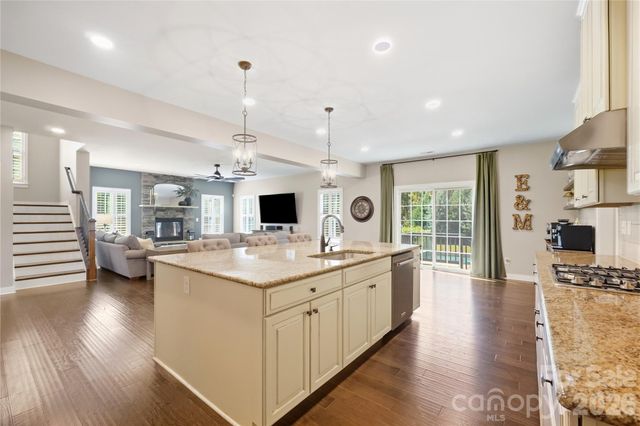 912 Manorwood Drive, Waxhaw, NC 28173