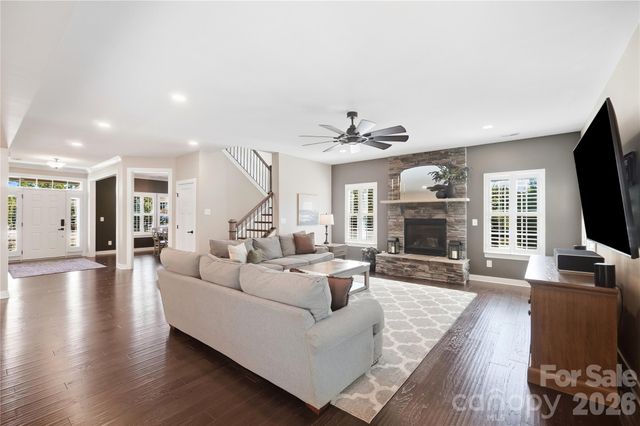 912 Manorwood Drive, Waxhaw, NC 28173