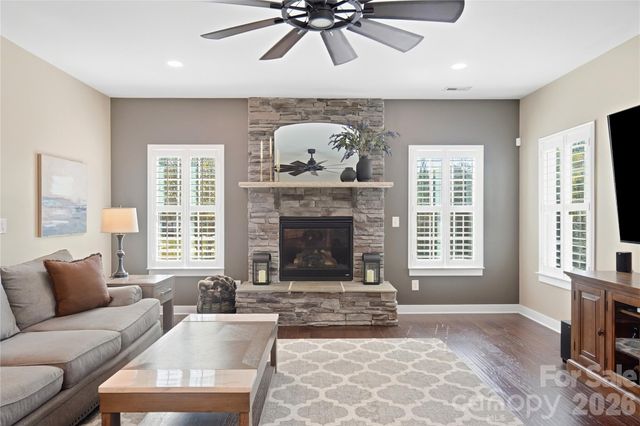 912 Manorwood Drive, Waxhaw, NC 28173