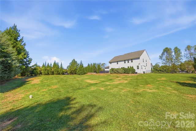 912 Manorwood Drive, Waxhaw, NC 28173