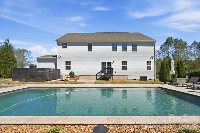 912 Manorwood Drive, Waxhaw, NC 28173