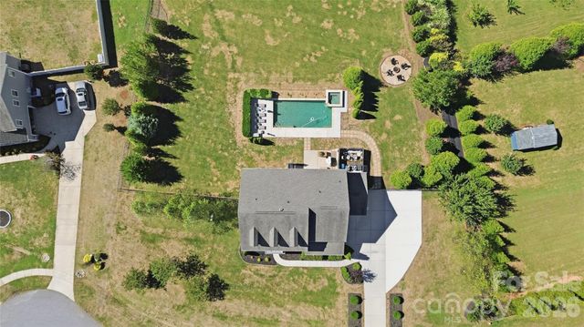 912 Manorwood Drive, Waxhaw, NC 28173