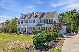 912 Manorwood Drive, Waxhaw, NC 28173