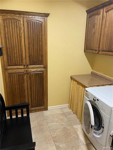 2111 Fairway Drive, Mission, TX 78572