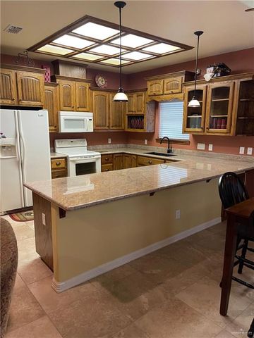 2111 Fairway Drive, Mission, TX 78572