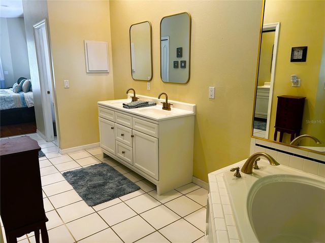 936 HAMILTON PLACE DRIVE, Lakeland, FL 33813