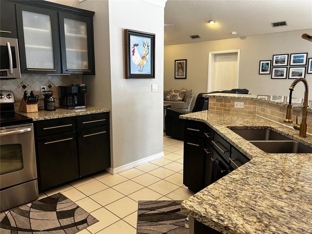936 HAMILTON PLACE DRIVE, Lakeland, FL 33813