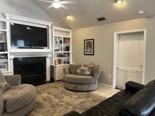 936 HAMILTON PLACE DRIVE, Lakeland, FL 33813