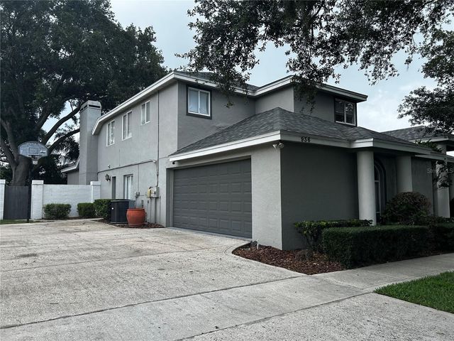 936 HAMILTON PLACE DRIVE, Lakeland, FL 33813