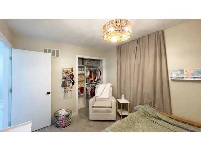 5627 Hill Rise Drive, Indianapolis, IN 46237