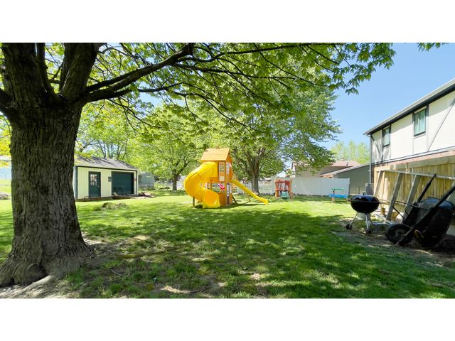 5627 Hill Rise Drive, Indianapolis, IN 46237