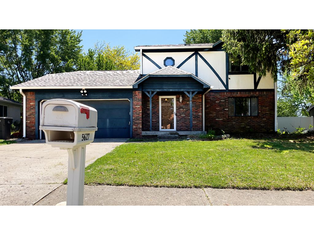 5627 Hill Rise Drive, Indianapolis, IN 46237
