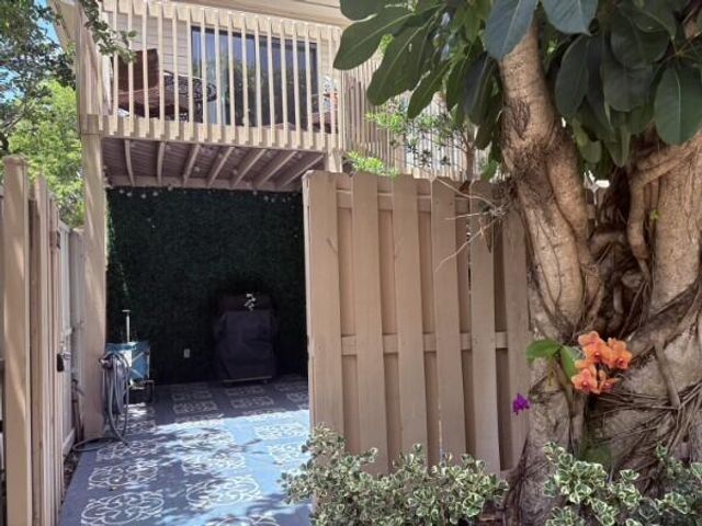 600 Executive Center Drive 212, West Palm Beach, FL 33401