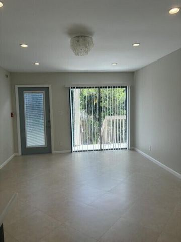 600 Executive Center Drive 212, West Palm Beach, FL 33401