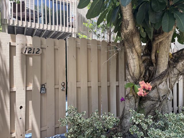 600 Executive Center Drive 212, West Palm Beach, FL 33401