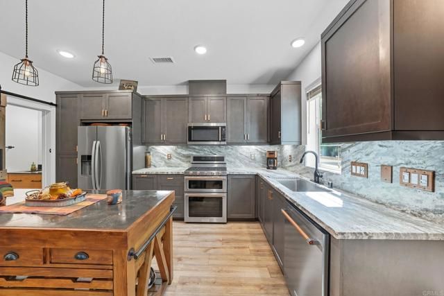 122 Diamante Road, San Marcos, CA 92078