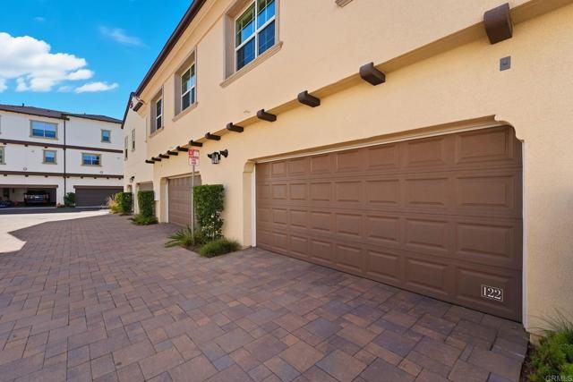 122 Diamante Road, San Marcos, CA 92078