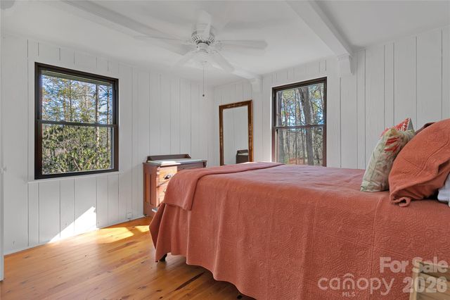 231 Cedar Lane, Brevard, NC 28712