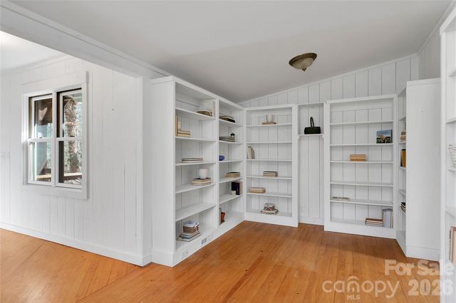 231 Cedar Lane, Brevard, NC 28712