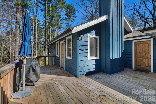 231 Cedar Lane, Brevard, NC 28712