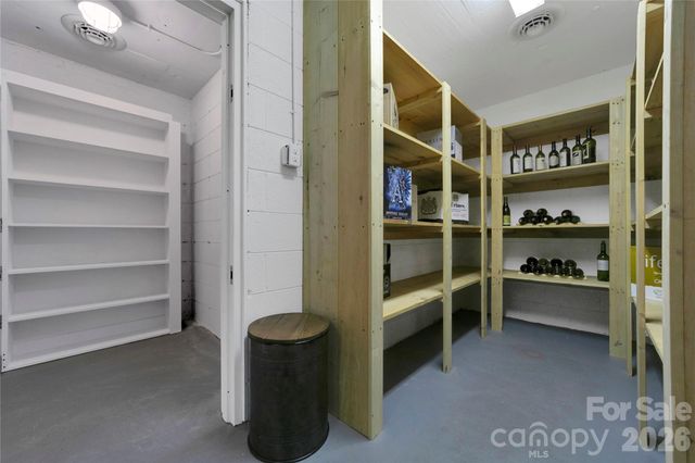 231 Cedar Lane, Brevard, NC 28712