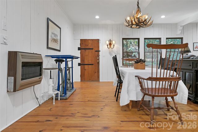 231 Cedar Lane, Brevard, NC 28712