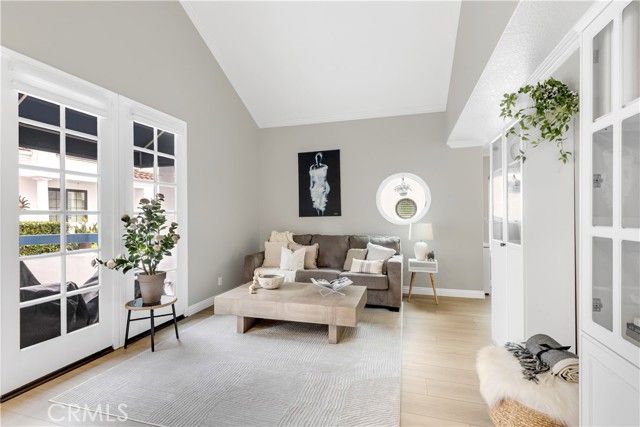 7442 Coho 106, Huntington Beach, CA 92648