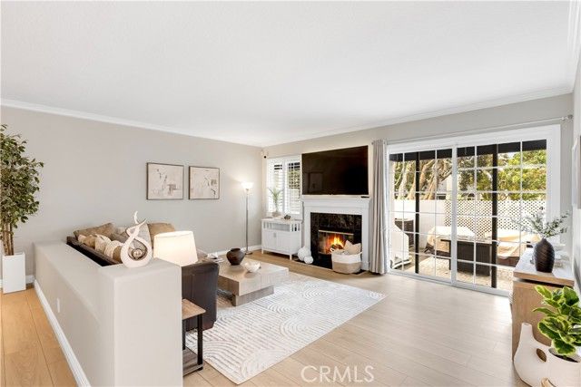 7442 Coho 106, Huntington Beach, CA 92648