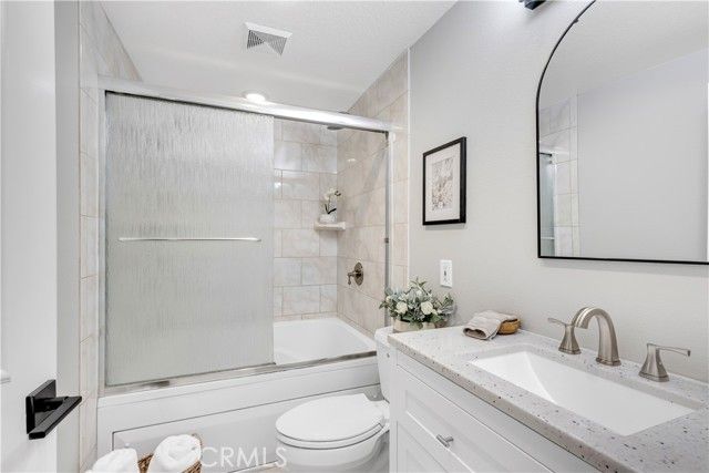 7442 Coho 106, Huntington Beach, CA 92648