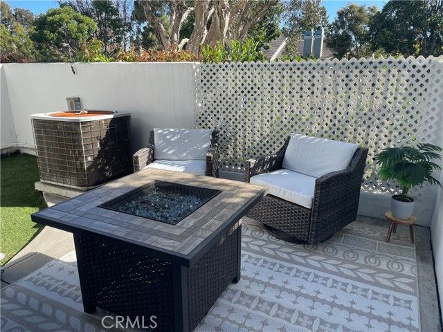 7442 Coho 106, Huntington Beach, CA 92648