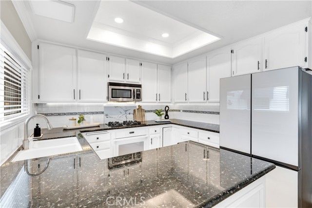 7442 Coho 106, Huntington Beach, CA 92648