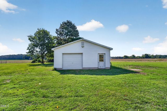 113 Joy Avenue, Pikeville, NC 27863