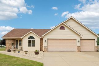 907 Links Drive, Poynette, WI 53955