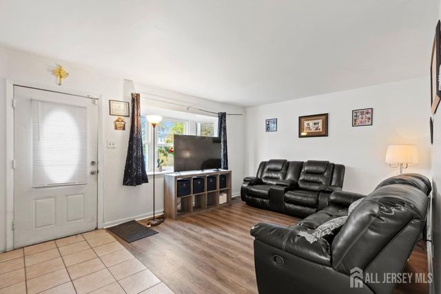 49 Fairmount Drive, Willingboro, NJ 08046