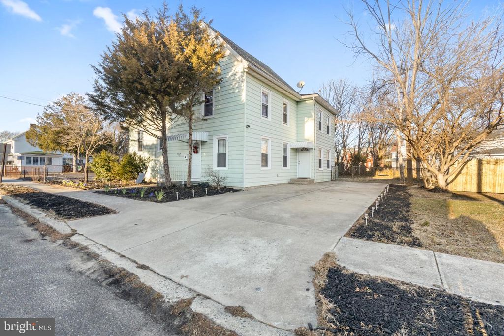 38-40 STATE ST, Glassboro, NJ 08028