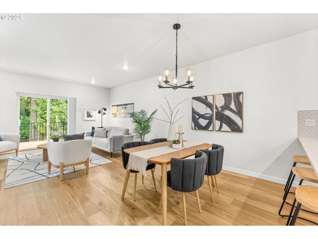 6313 Se Chloe Rose Way, Milwaukie, OR 97267