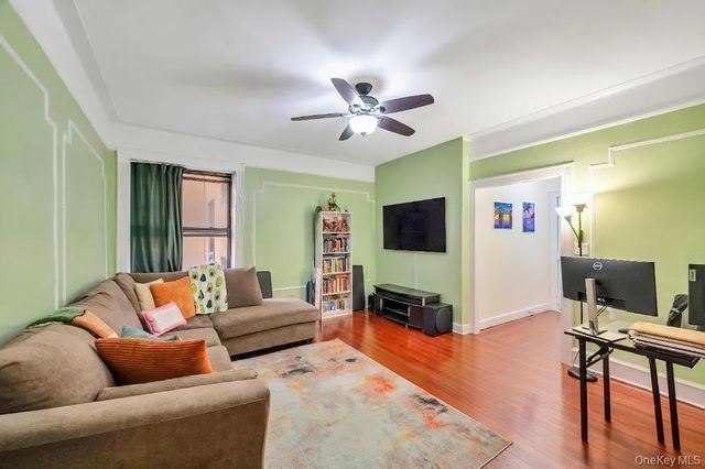 83-64 Talbot Street 3A, Kew Gardens, NY 11415