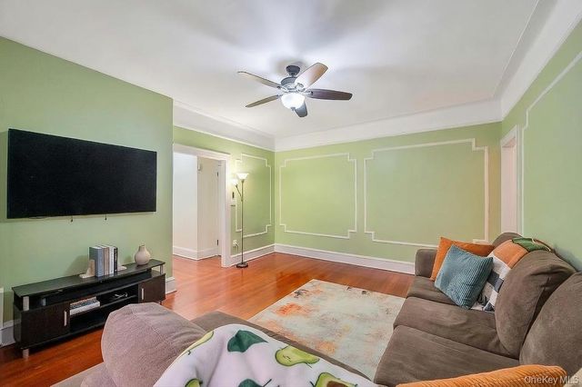 83-64 Talbot Street 3A, Kew Gardens, NY 11415