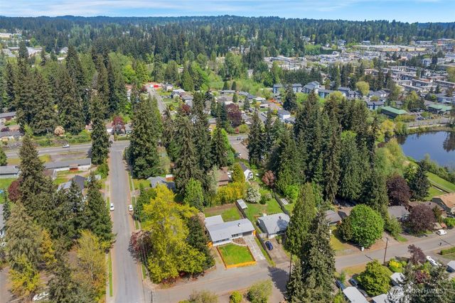 5319 201st Place SW, Lynnwood, WA 98036